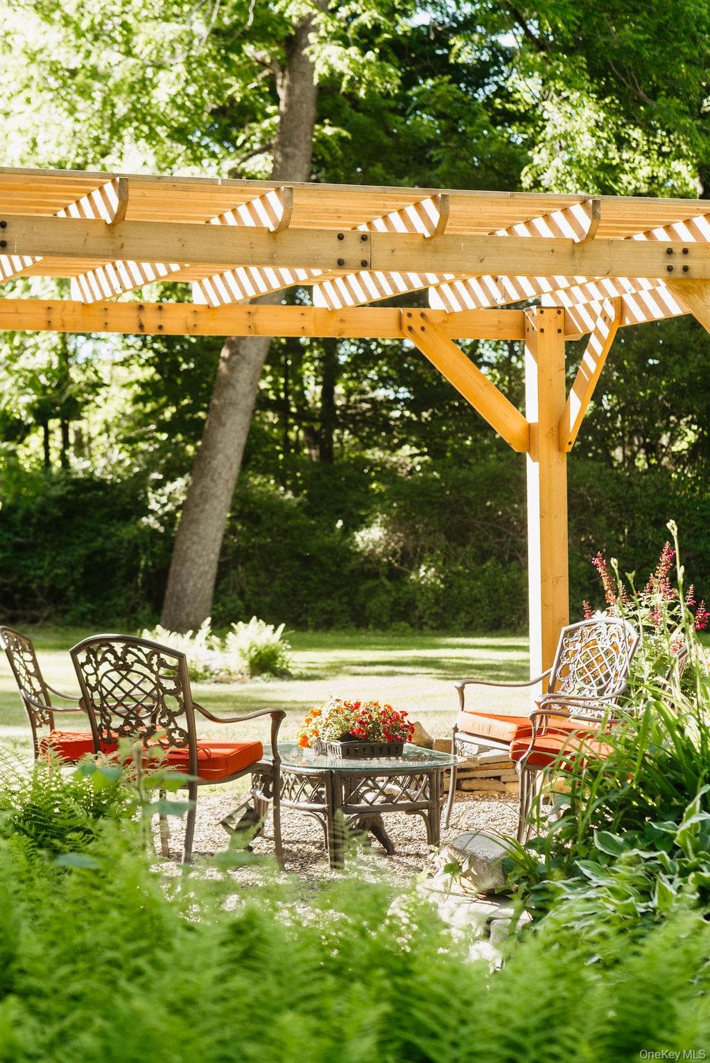 121 Coutant Road thumbnail 37