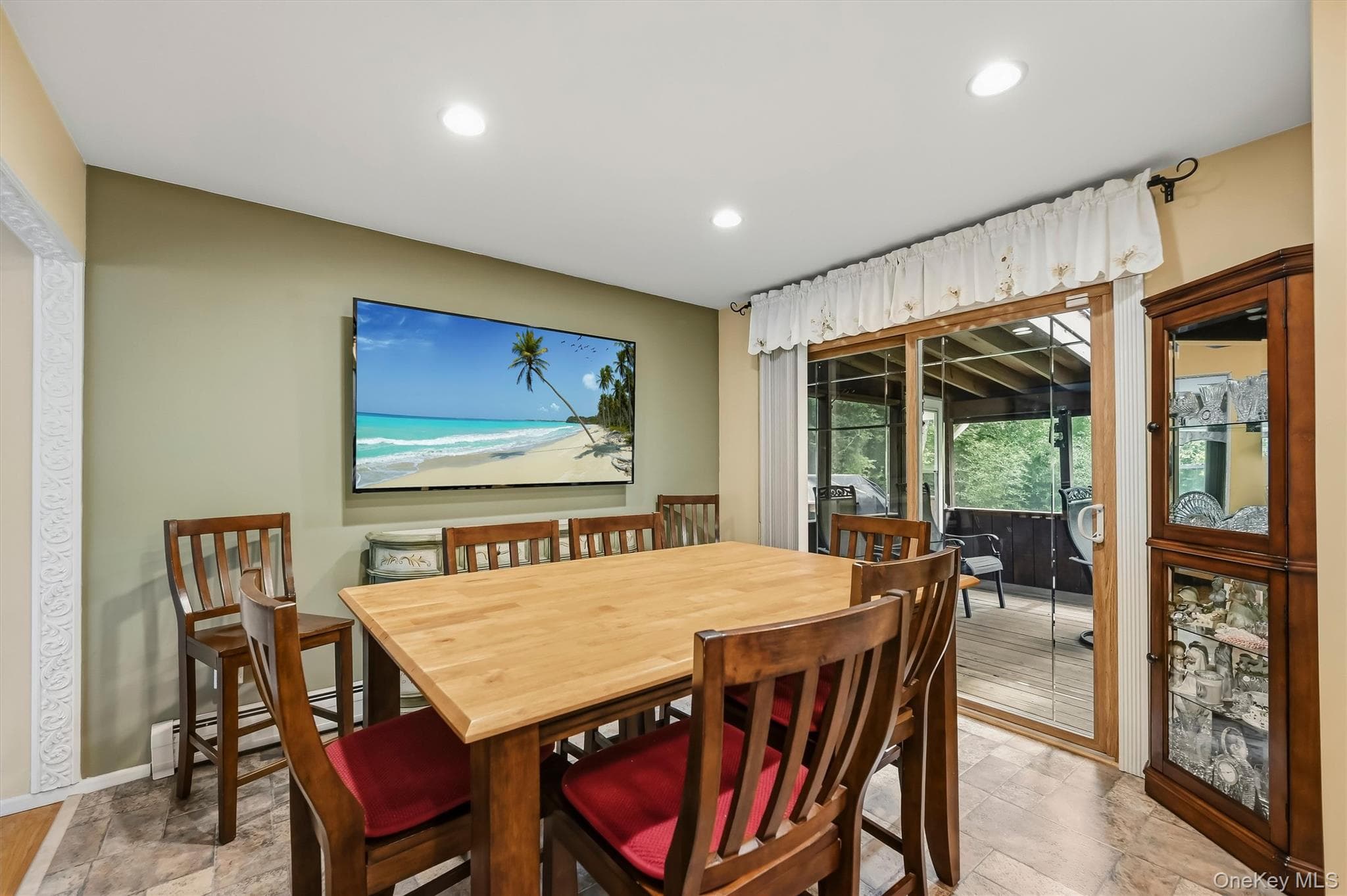64 Forest Glen Road thumbnail 14