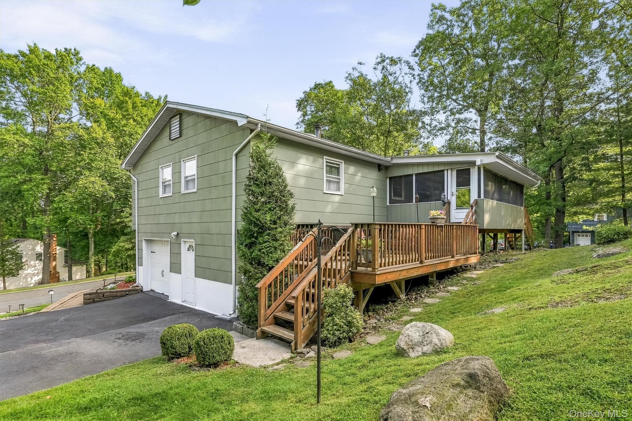 64 Forest Glen Road thumbnail 31