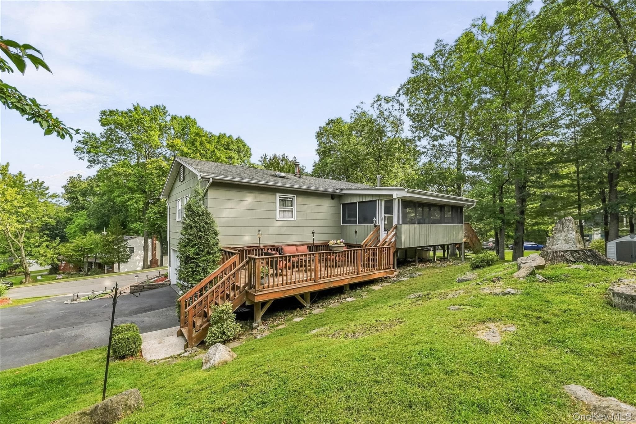 64 Forest Glen Road thumbnail 33
