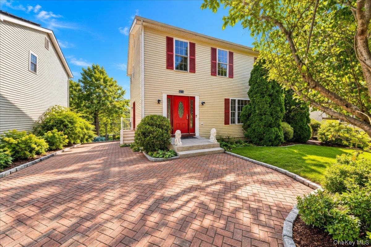 78 Patmore Avenue, Yonkers