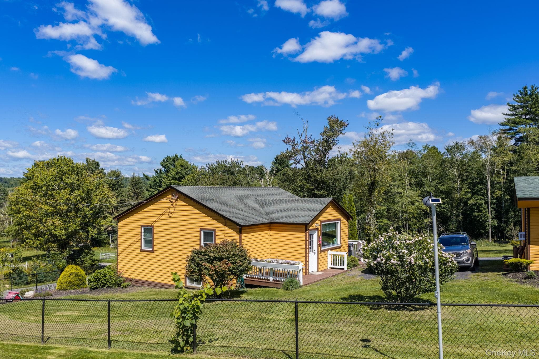 143 S Maplewood Road thumbnail 46