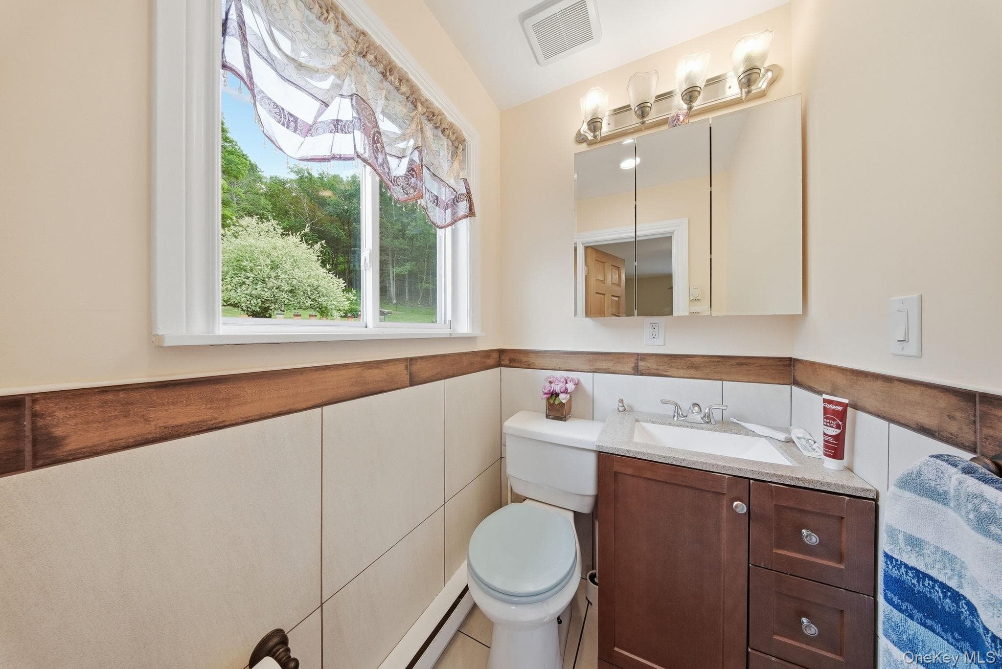 143 S Maplewood Road thumbnail 22