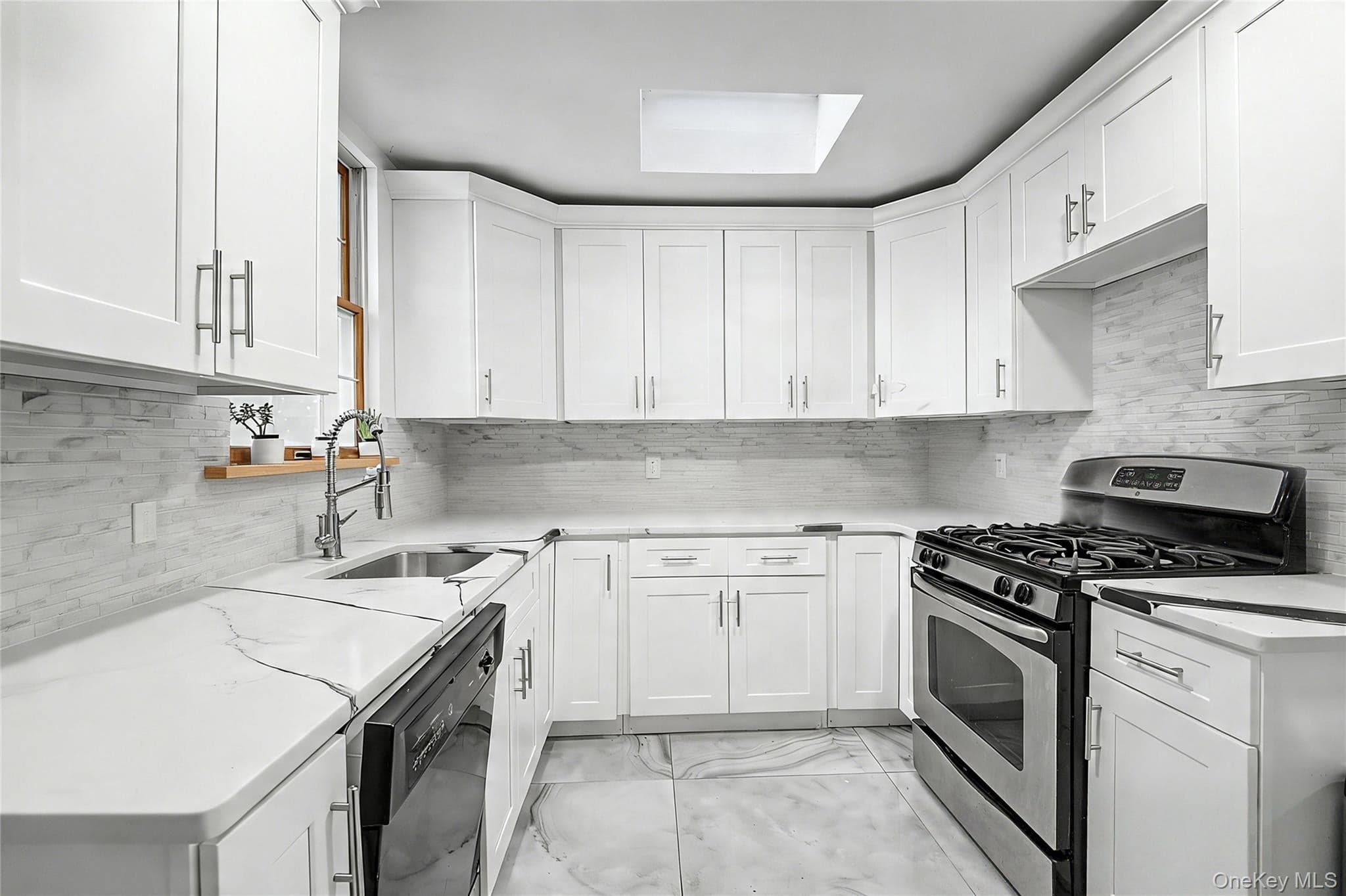 87 Susquehanna Avenue thumbnail 10