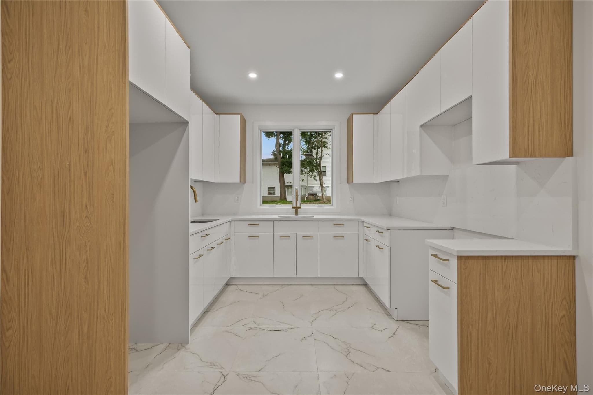 41 Saddle River Road Unit: 111 thumbnail 12
