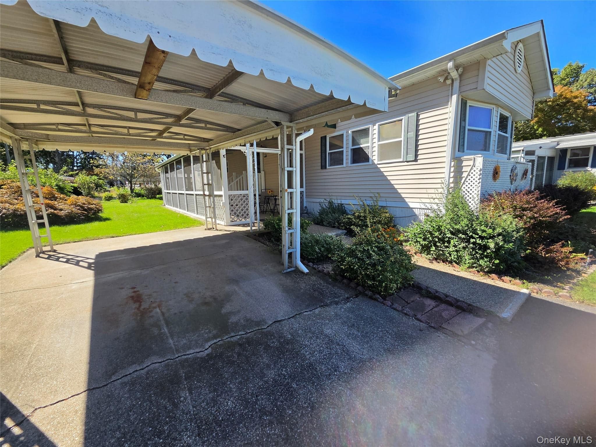 1661 Old Country Rd RD Unit: 282 thumbnail 3