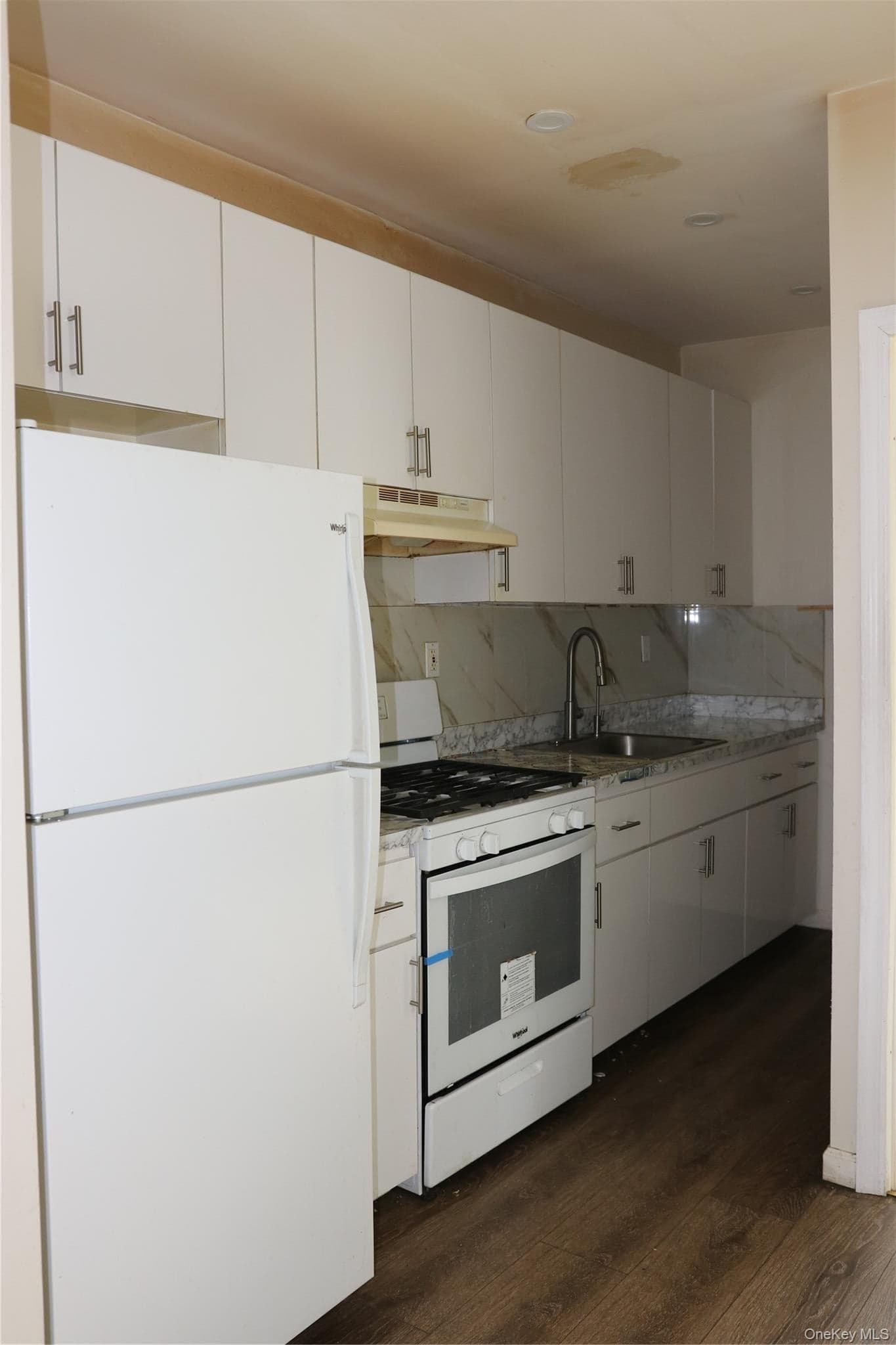 9572 115th Street thumbnail 10