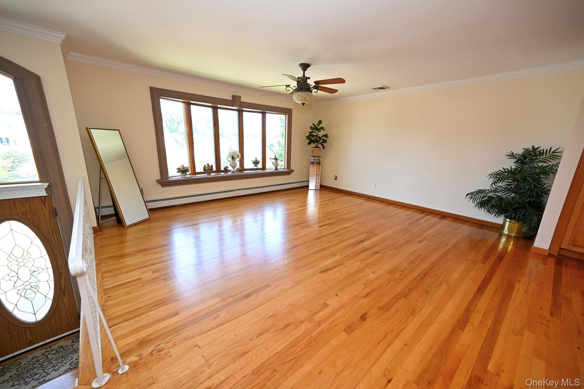 859 Maloon Avenue thumbnail 9