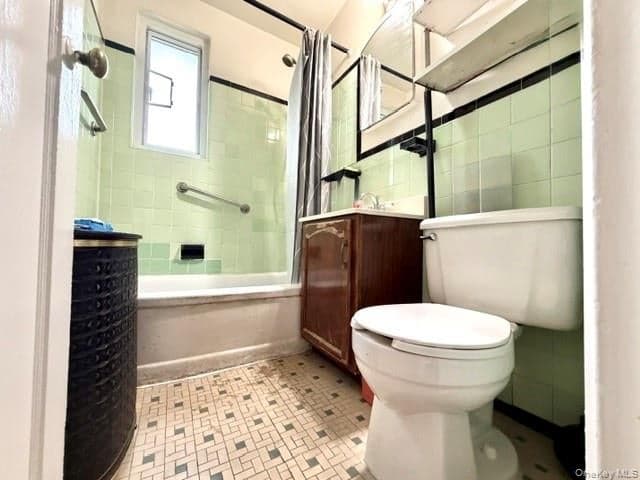 69-29 218th Street Unit: Lower thumbnail 17