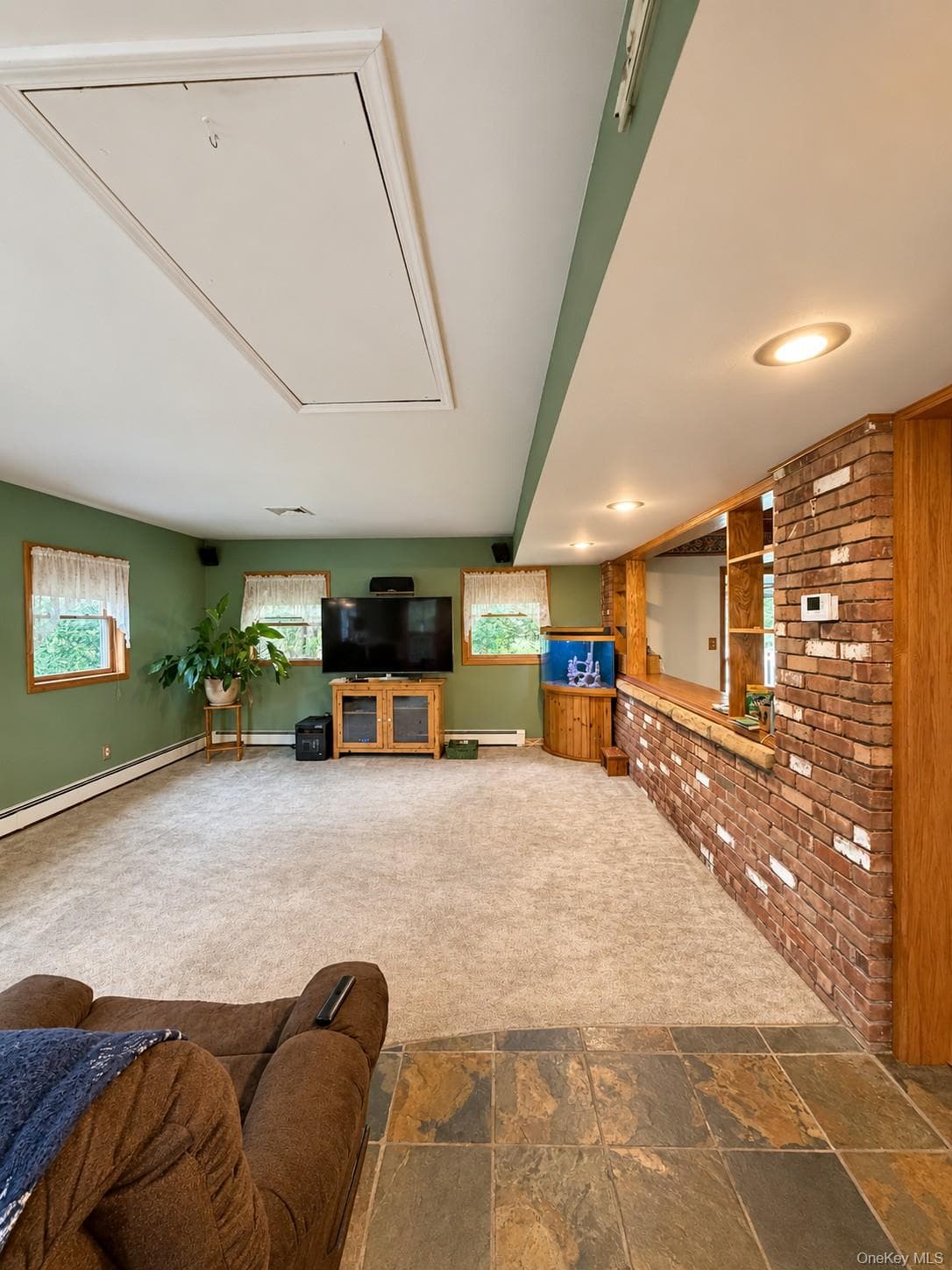 56 Columbia Drive thumbnail 24