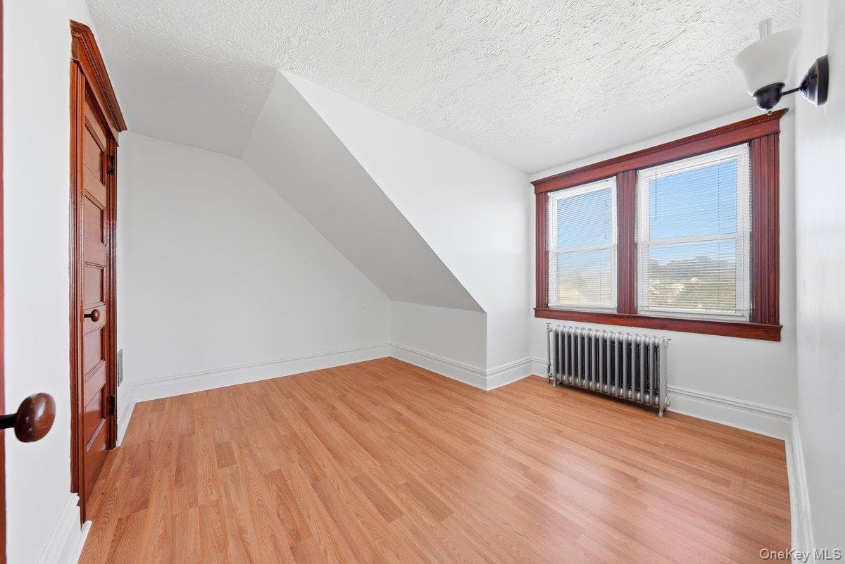 158 Hillside Avenue thumbnail 28