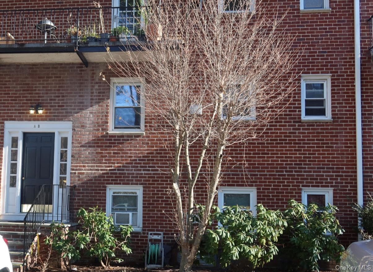 28 Barker Street Unit: C-2 thumbnail 2