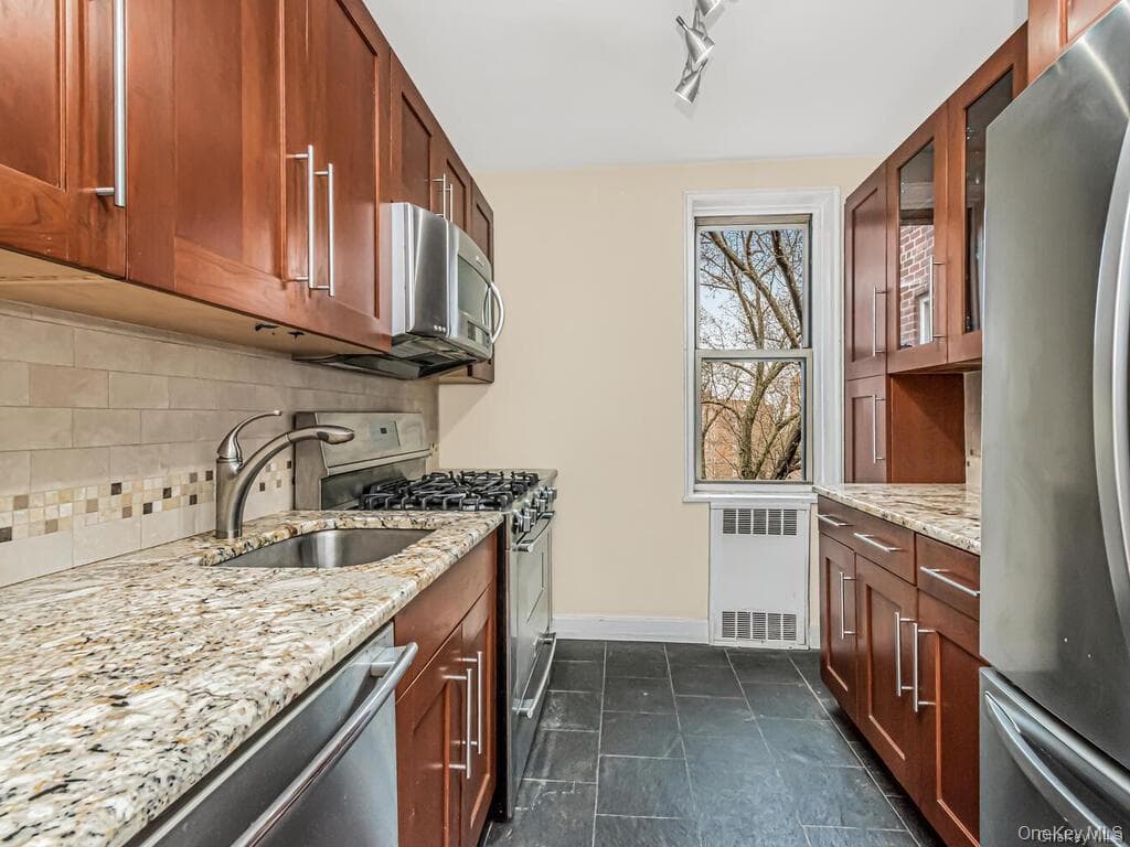 5610 Netherland Avenue Unit: 5G thumbnail 9