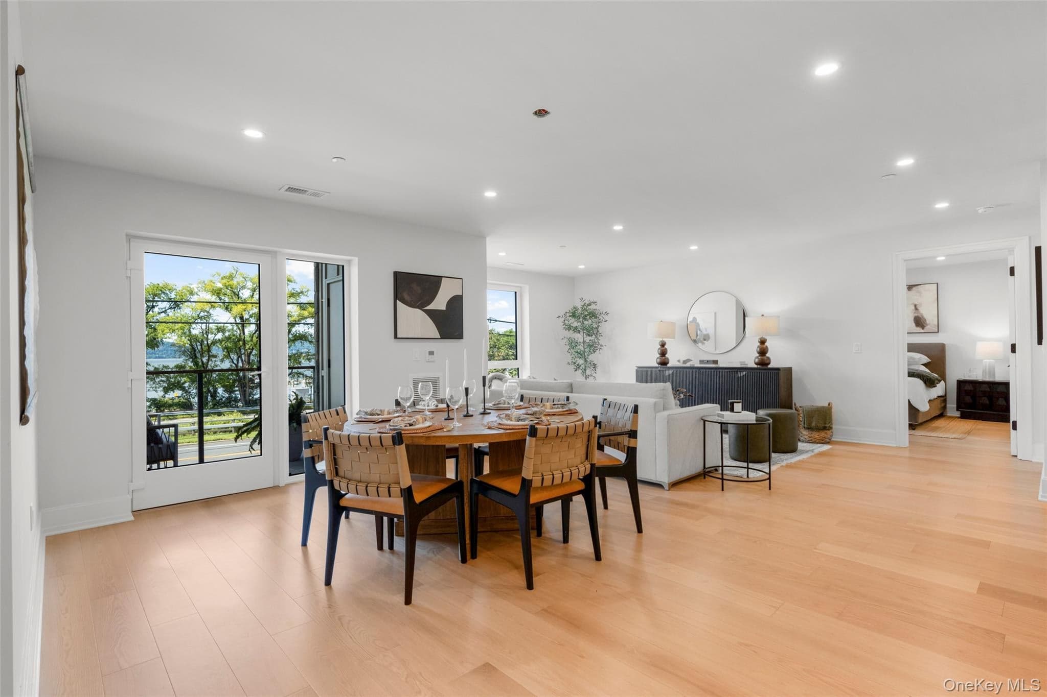 25 S Riverside Avenue Unit: 108 thumbnail 4
