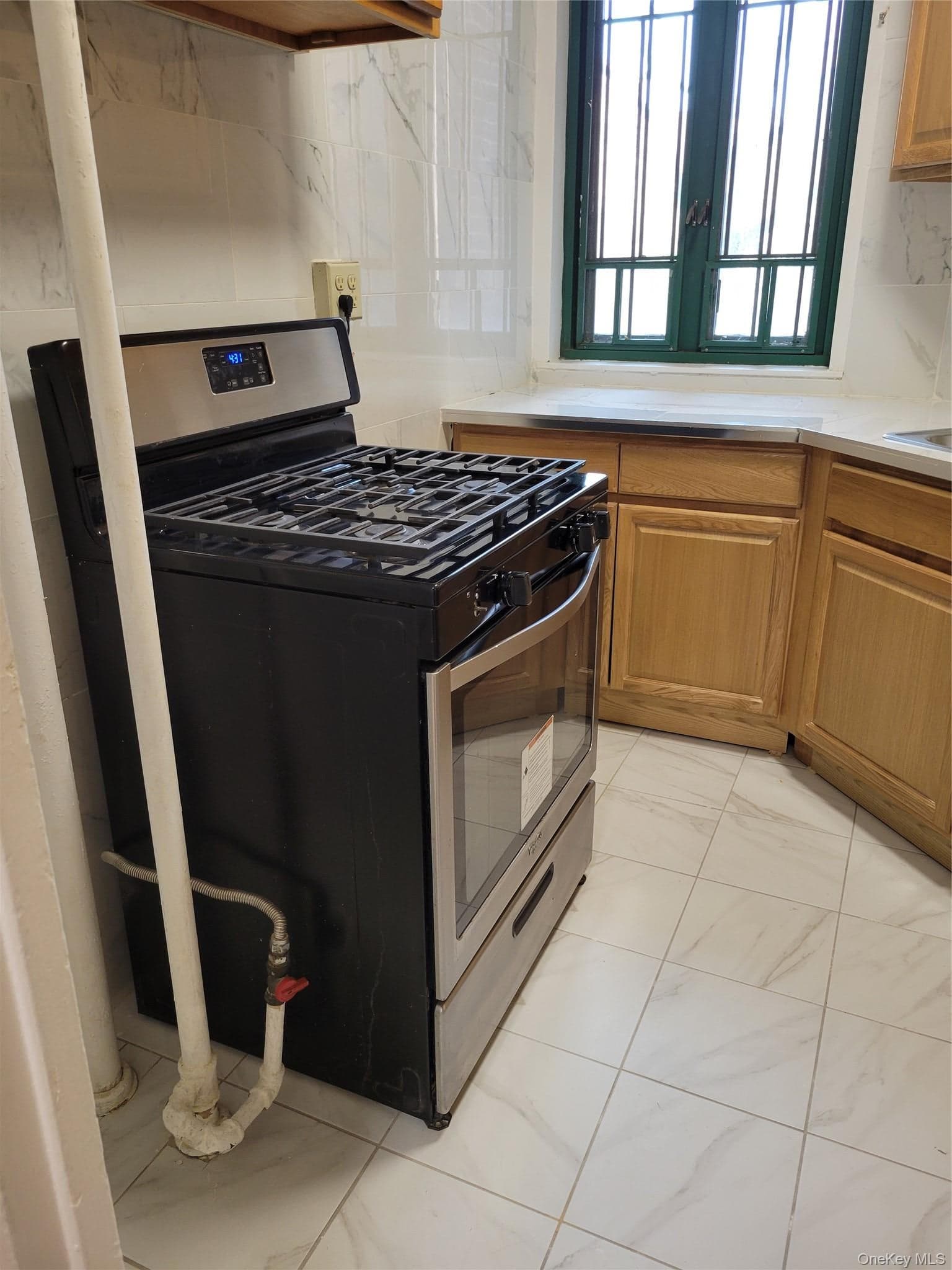 1503 Metropolitan Avenue Unit: 2F thumbnail 8
