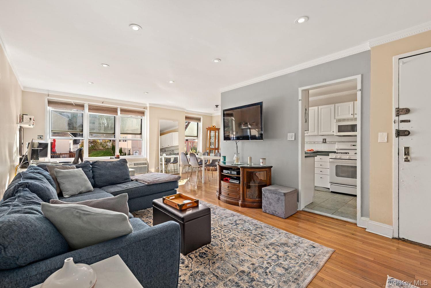 5730 Mosholu Avenue Unit: 4F thumbnail 6