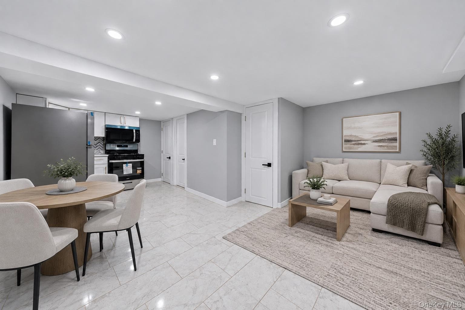 777 E 225th Street thumbnail 10