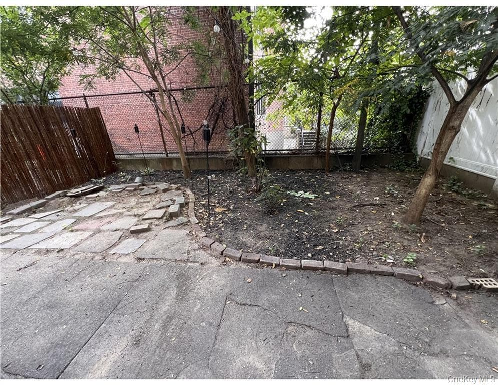 862 Woodward Avenue thumbnail 12