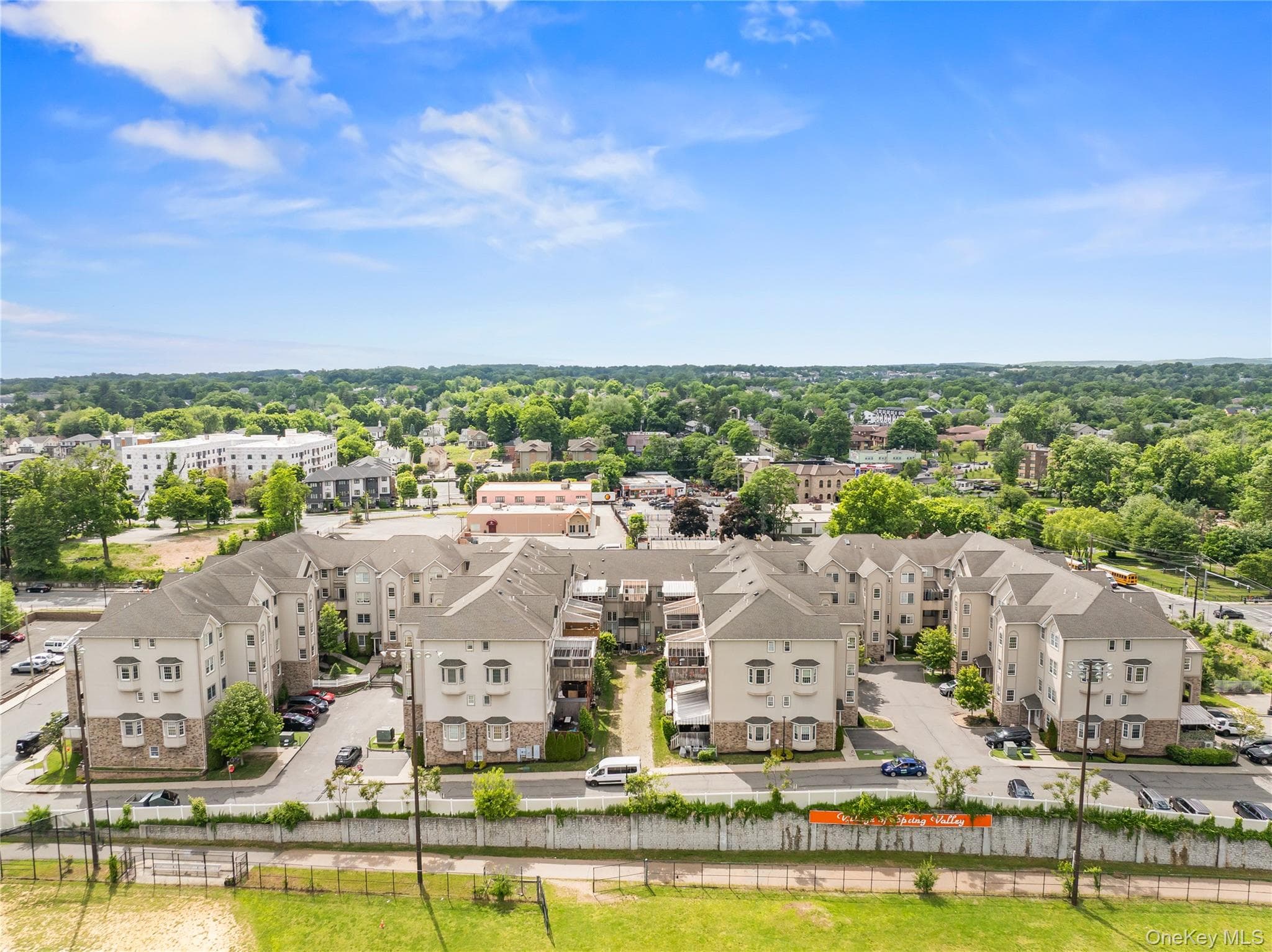 1206 Parkview Drive thumbnail 3