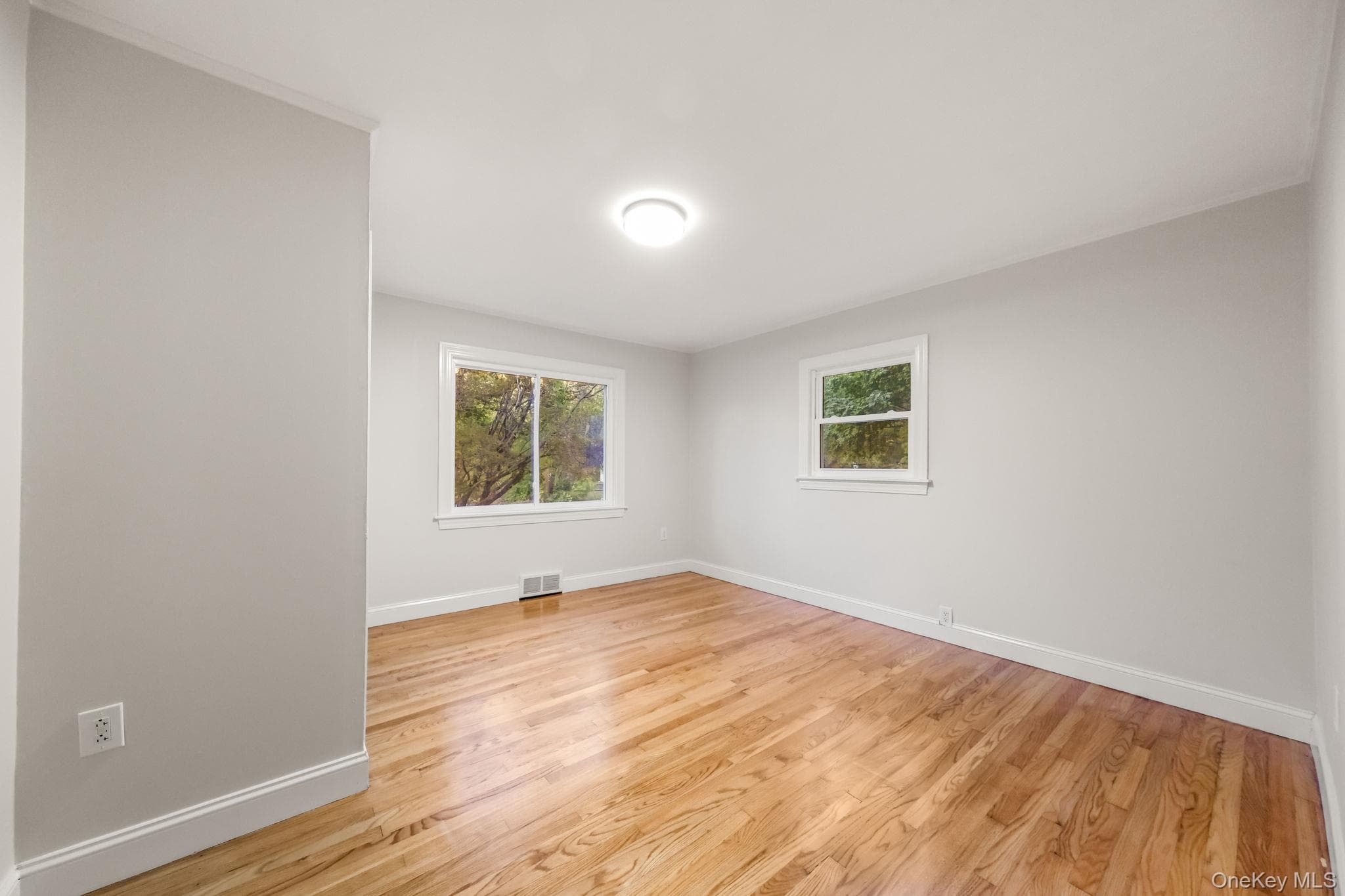 16 Knollwood Road thumbnail 10