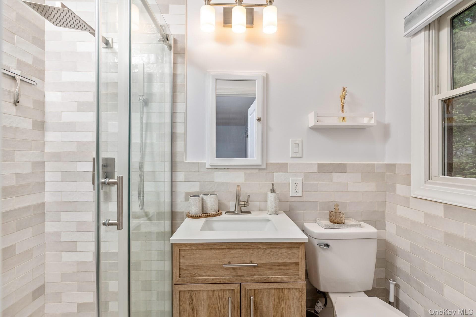 19 Groveland Avenue thumbnail 25