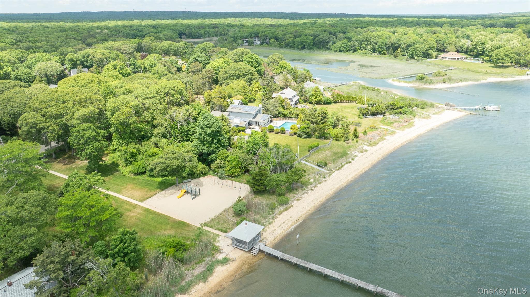 19 Groveland Avenue thumbnail 45