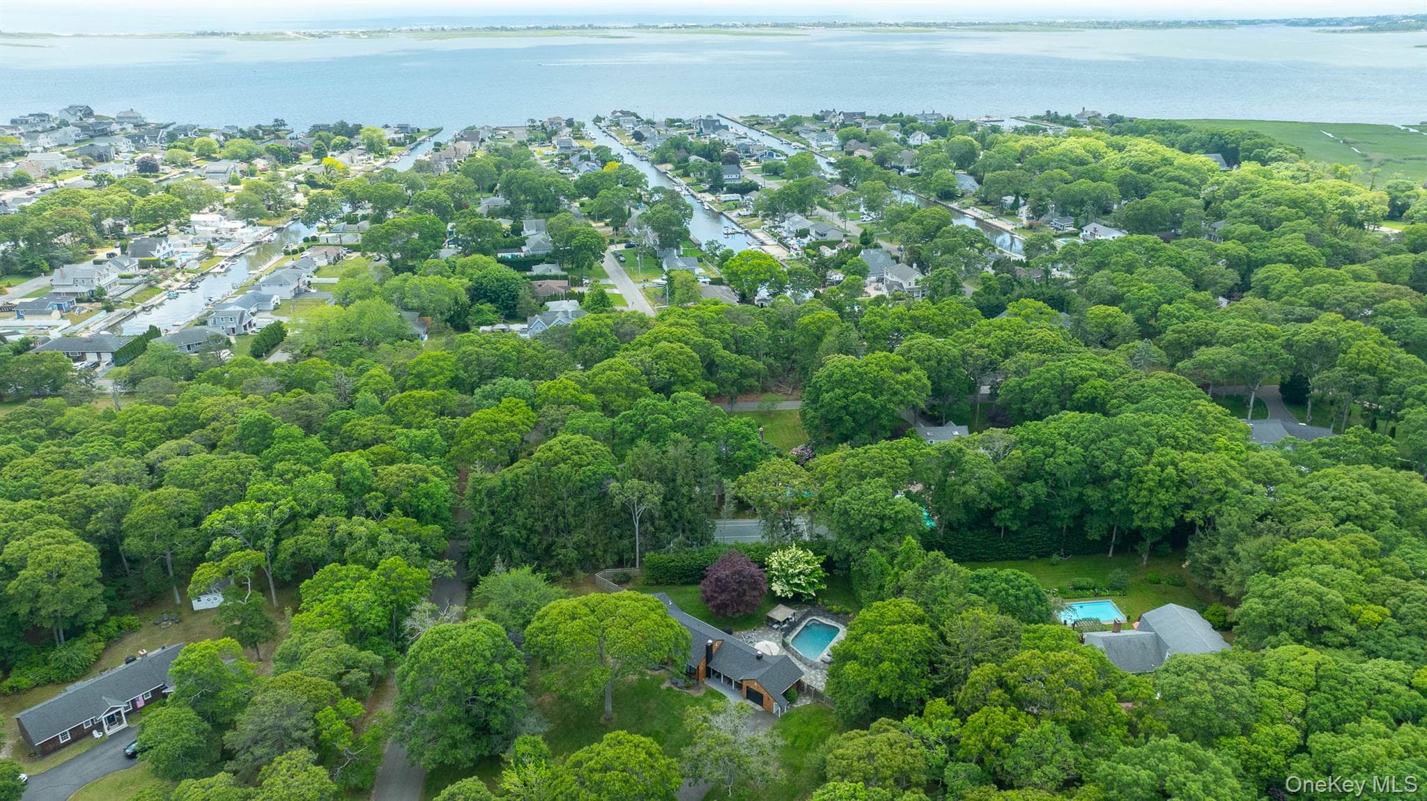 19 Groveland Avenue thumbnail 38