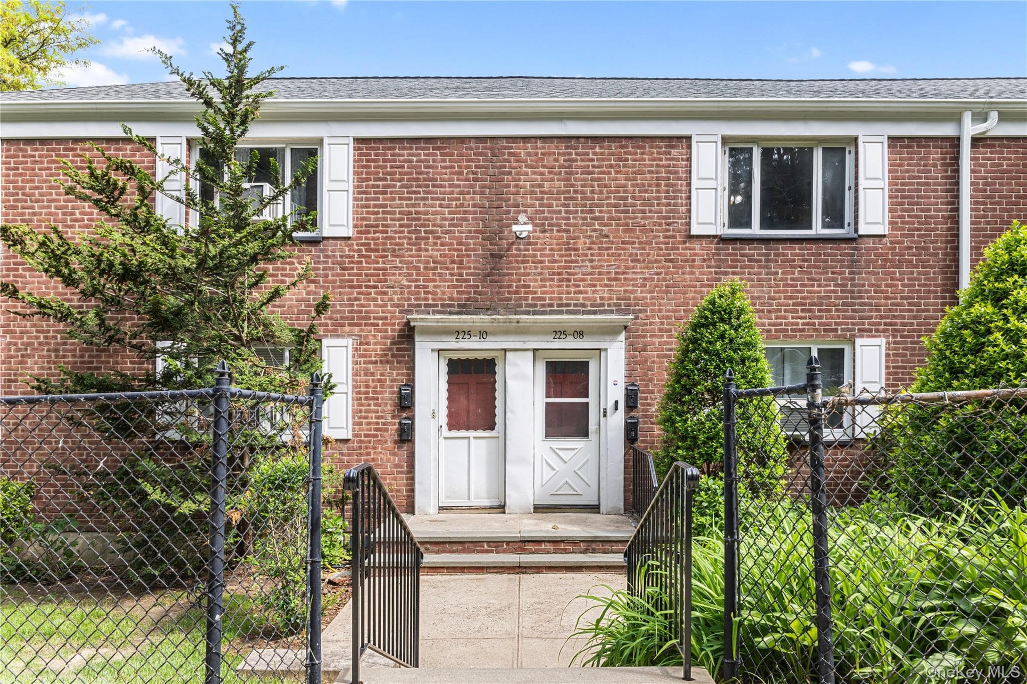 225-08 Stronghurst Avenue Unit: Upper thumbnail 15