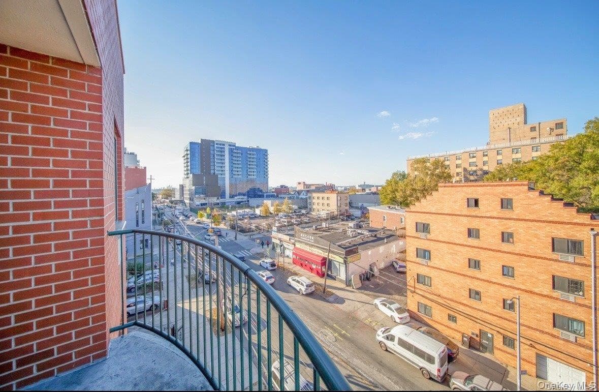 136-16 35th Avenue Unit: 7C thumbnail 5