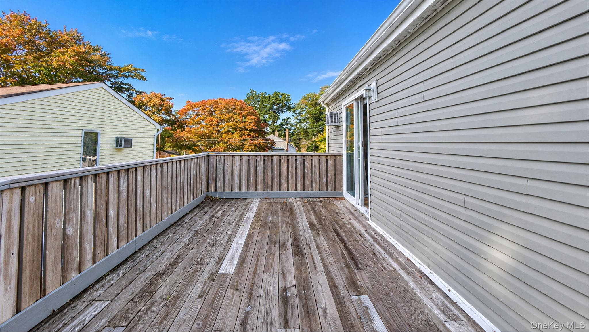 73 Lynbrook Drive thumbnail 17