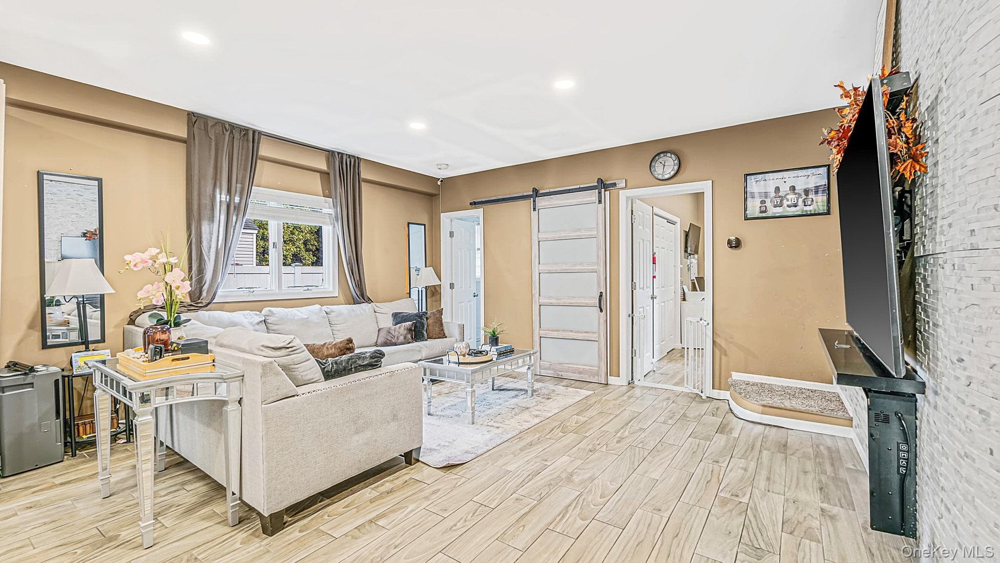 73 Lynbrook Drive thumbnail 13