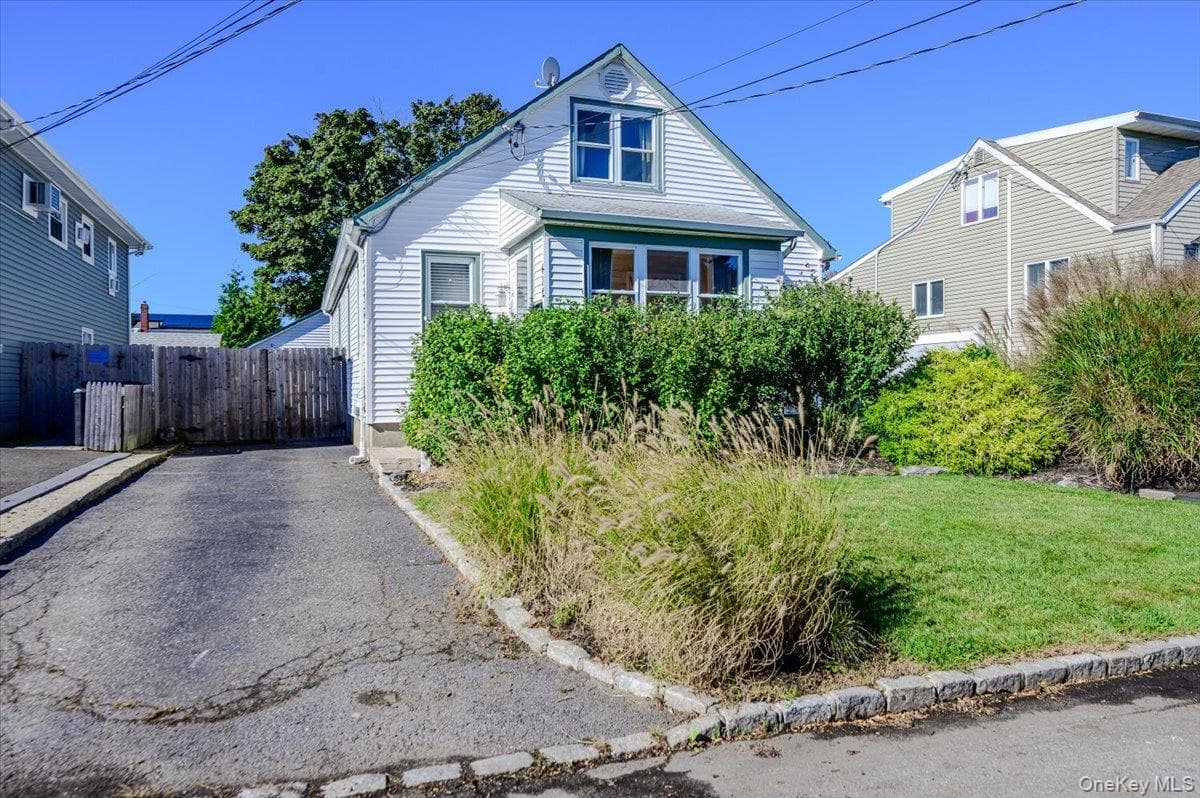 412 Fire Island Avenue thumbnail 25