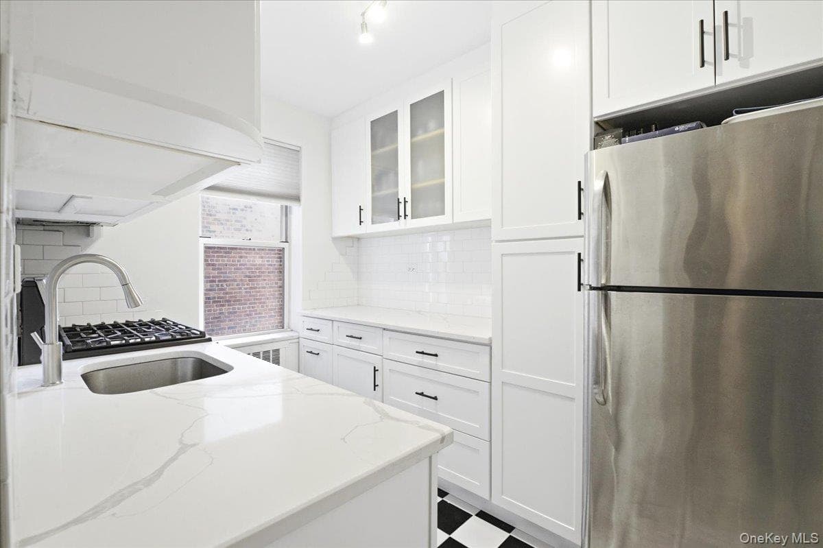 67-38 108th Street Unit: C/34 thumbnail 11