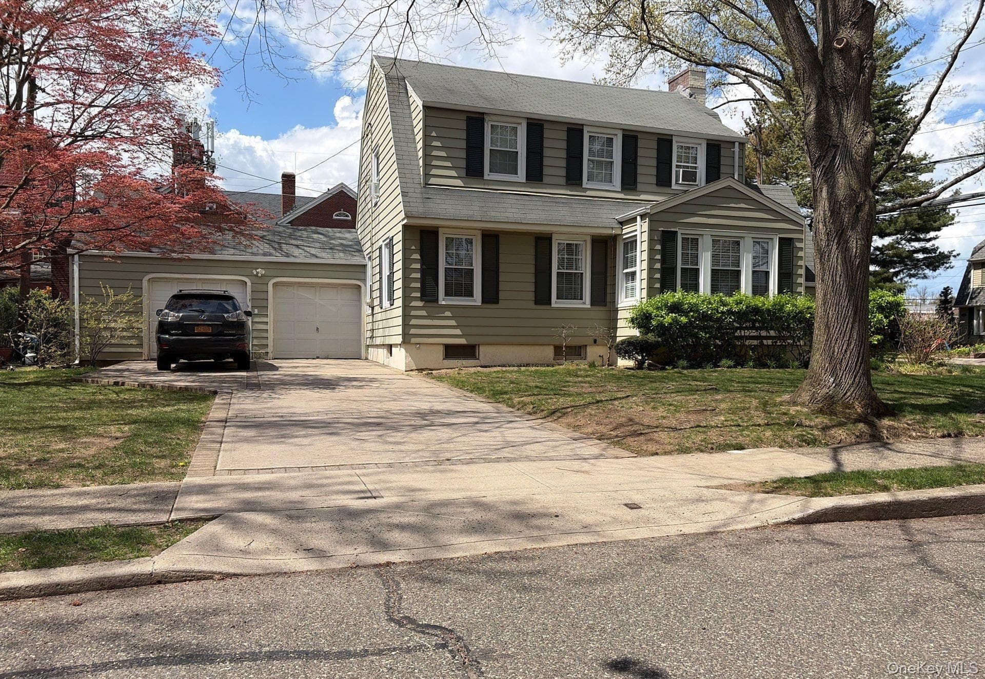8 Chester Avenue photo 1