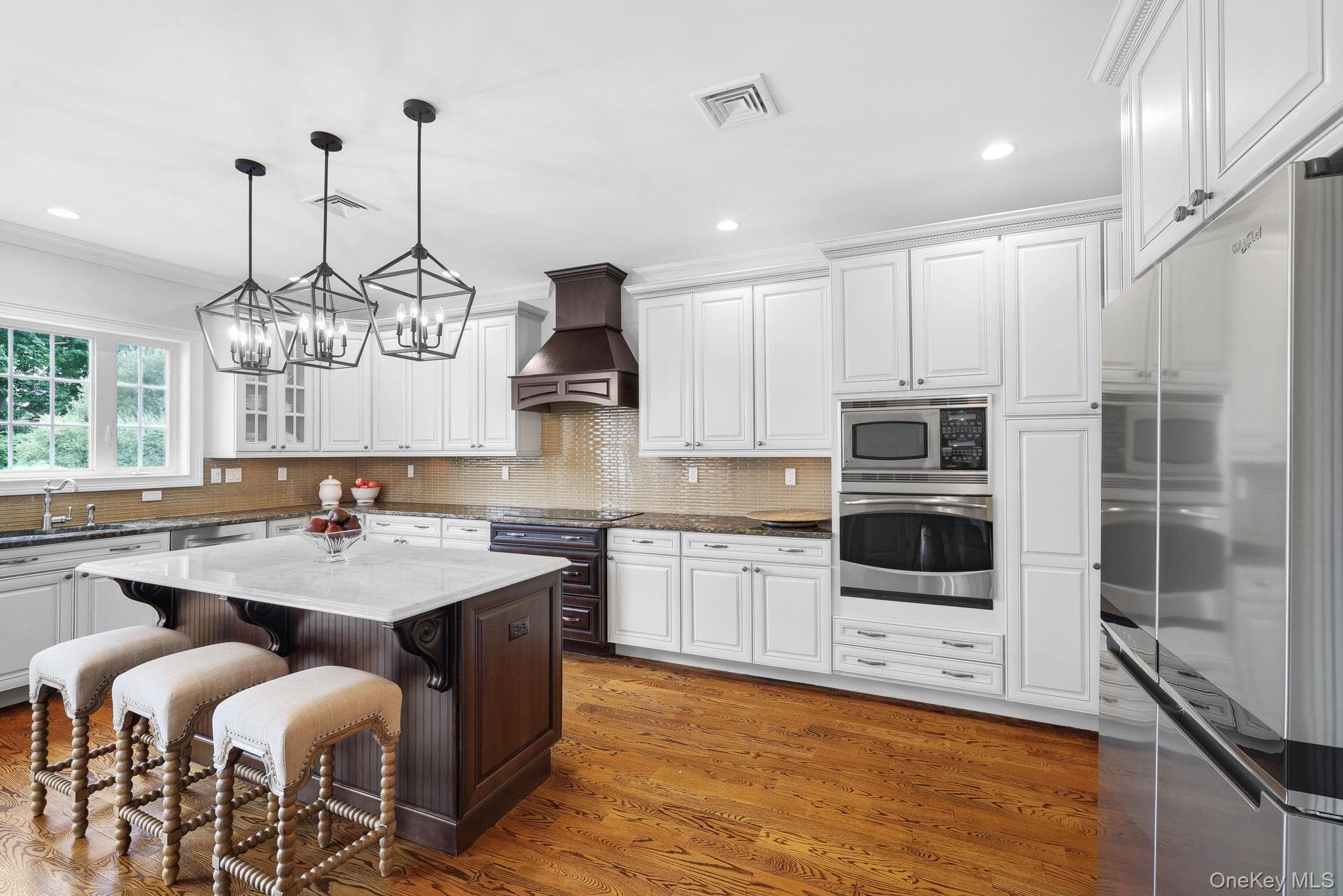 31 Greenwich Avenue thumbnail 9