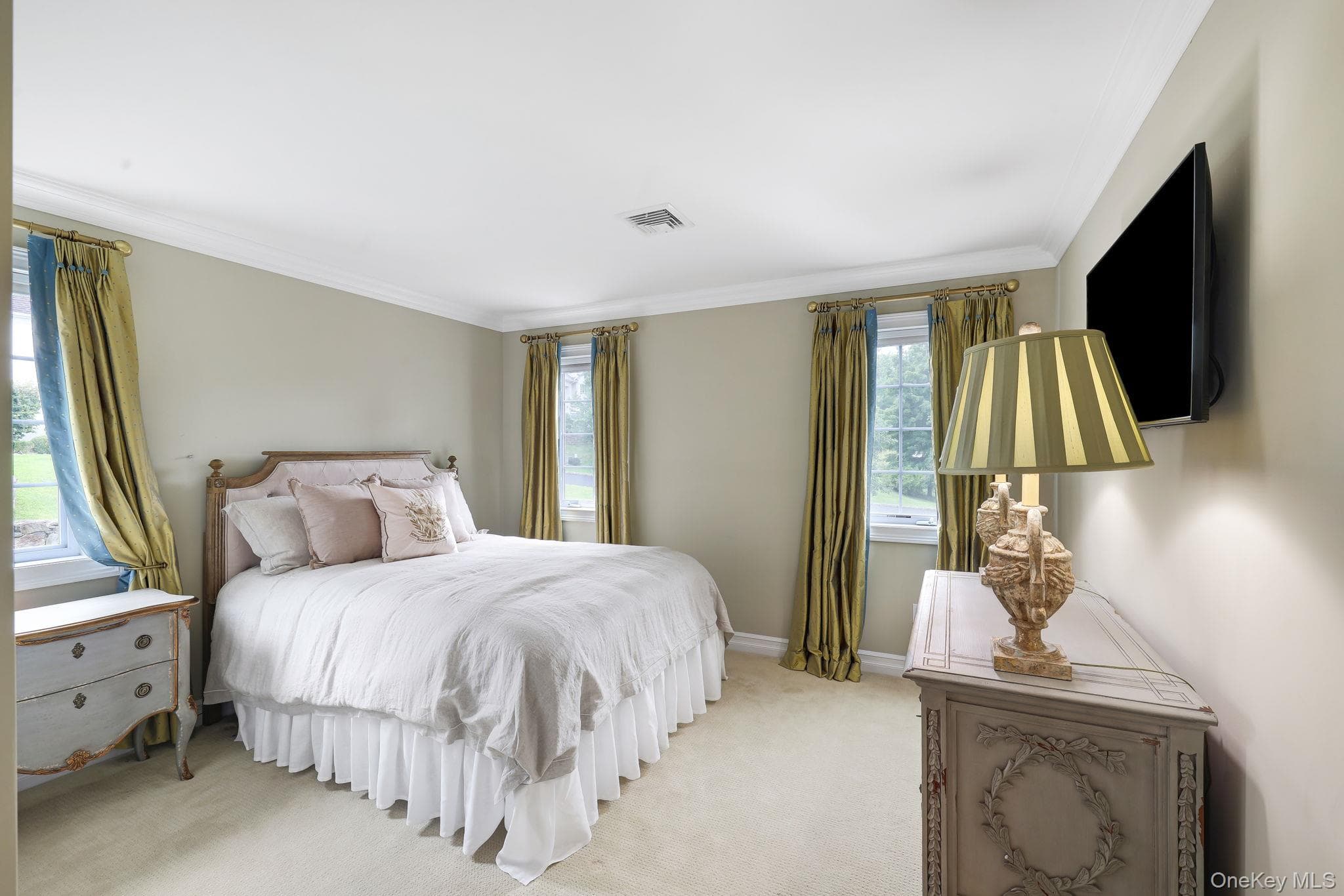 31 Greenwich Avenue thumbnail 40