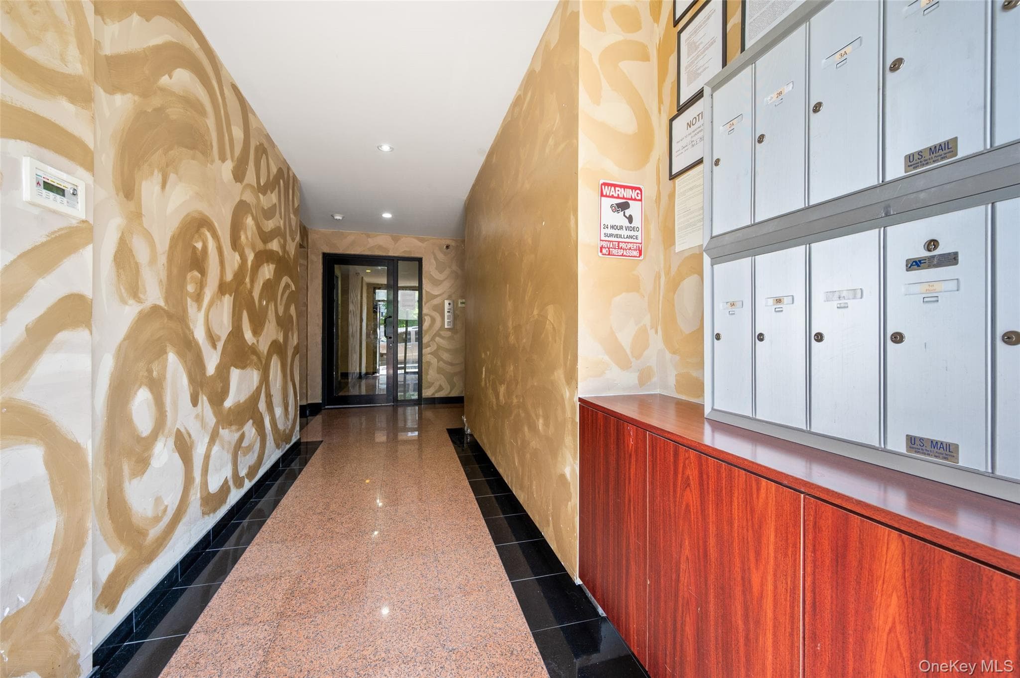 10607 Northern Boulevard Unit: 2B thumbnail 6
