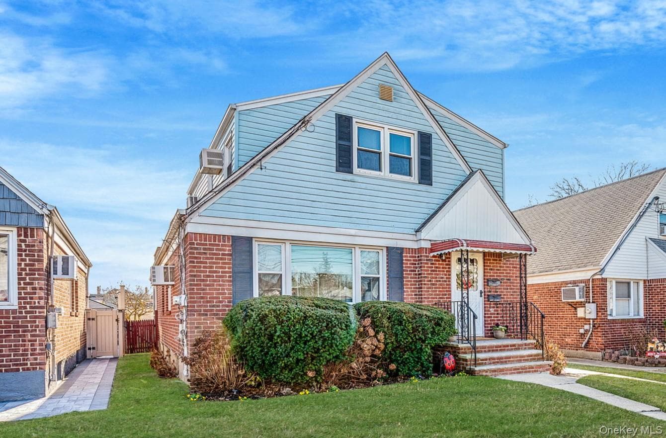34 Meyer Avenue, Valley Stream