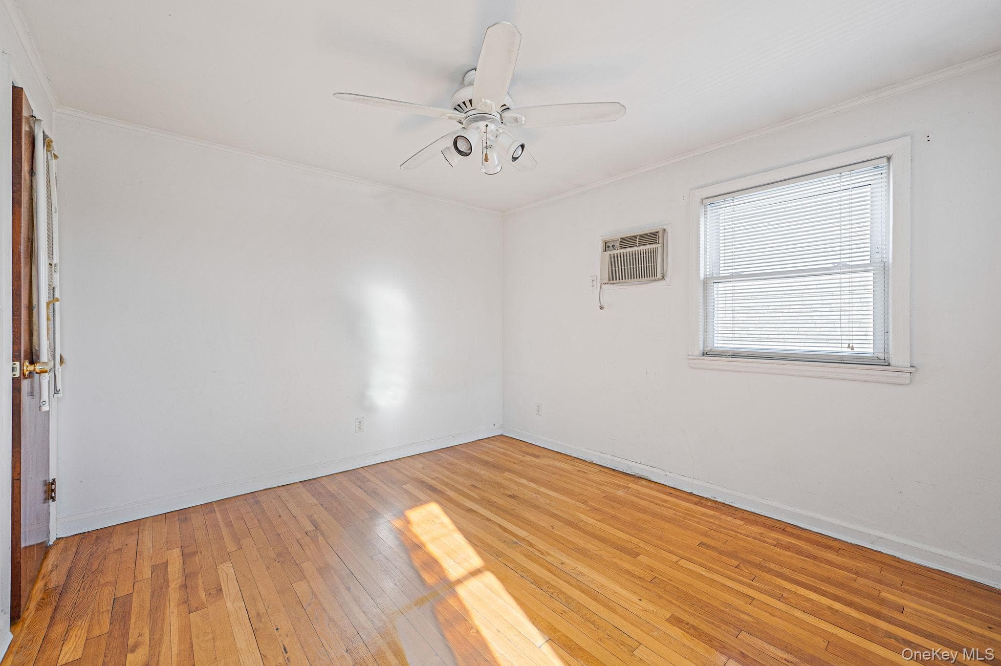 34 Meyer Avenue thumbnail 41
