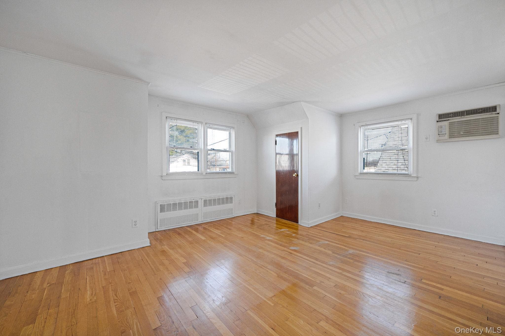 34 Meyer Avenue thumbnail 29