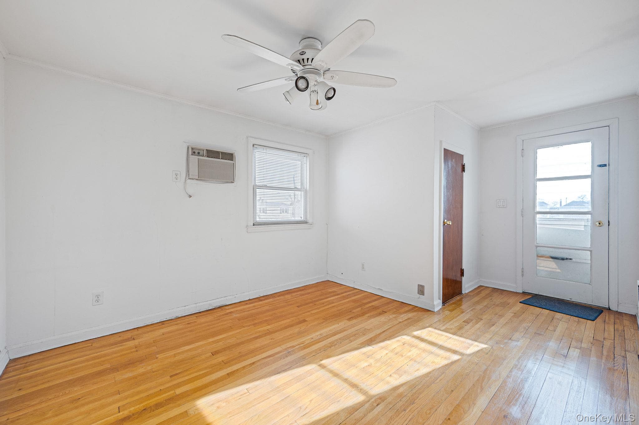 34 Meyer Avenue thumbnail 42