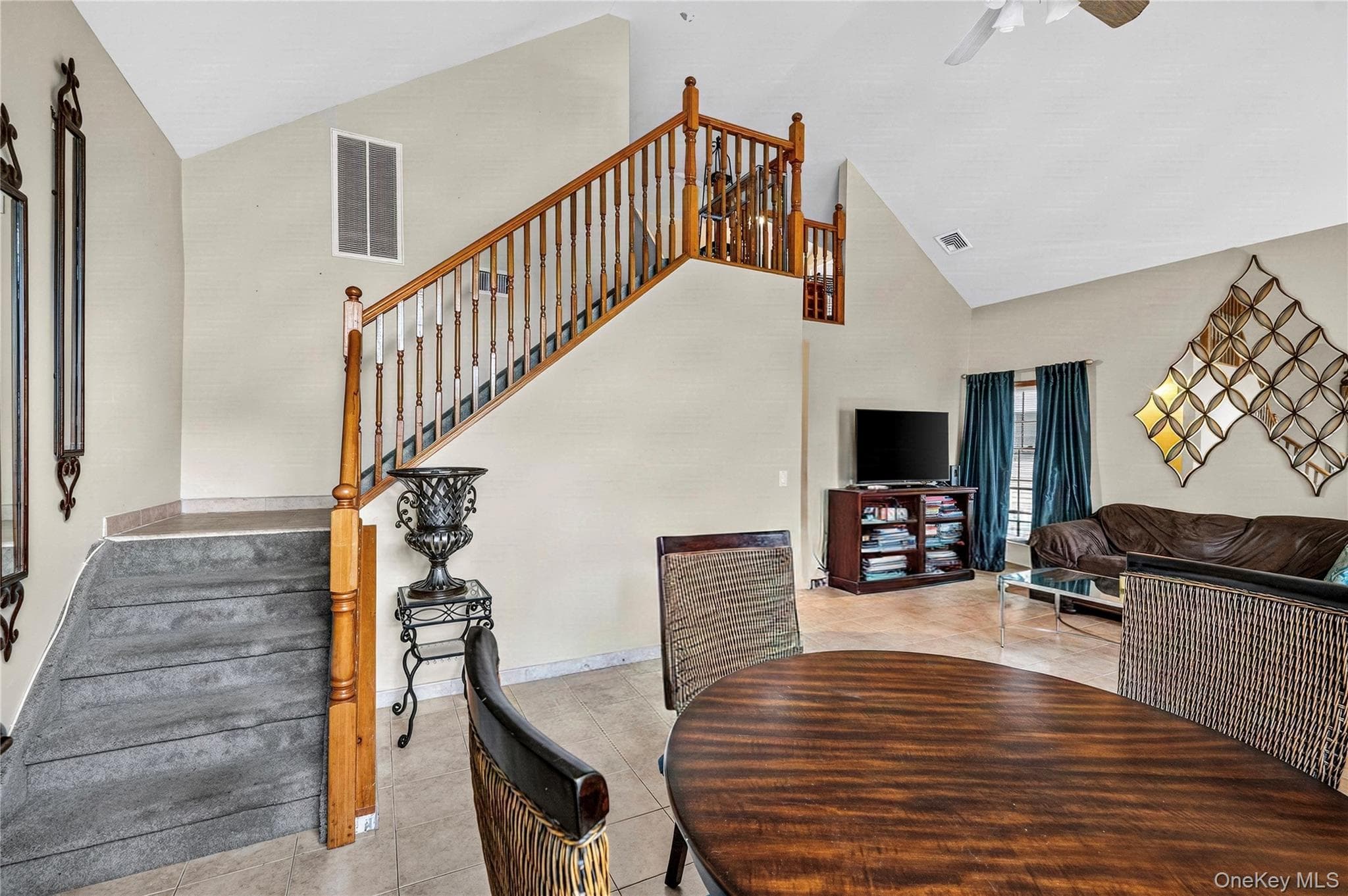 214 Avery Place thumbnail 19