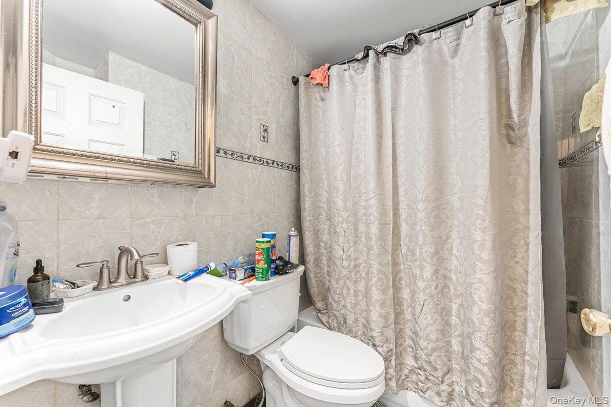 1475 Crotona Place thumbnail 8