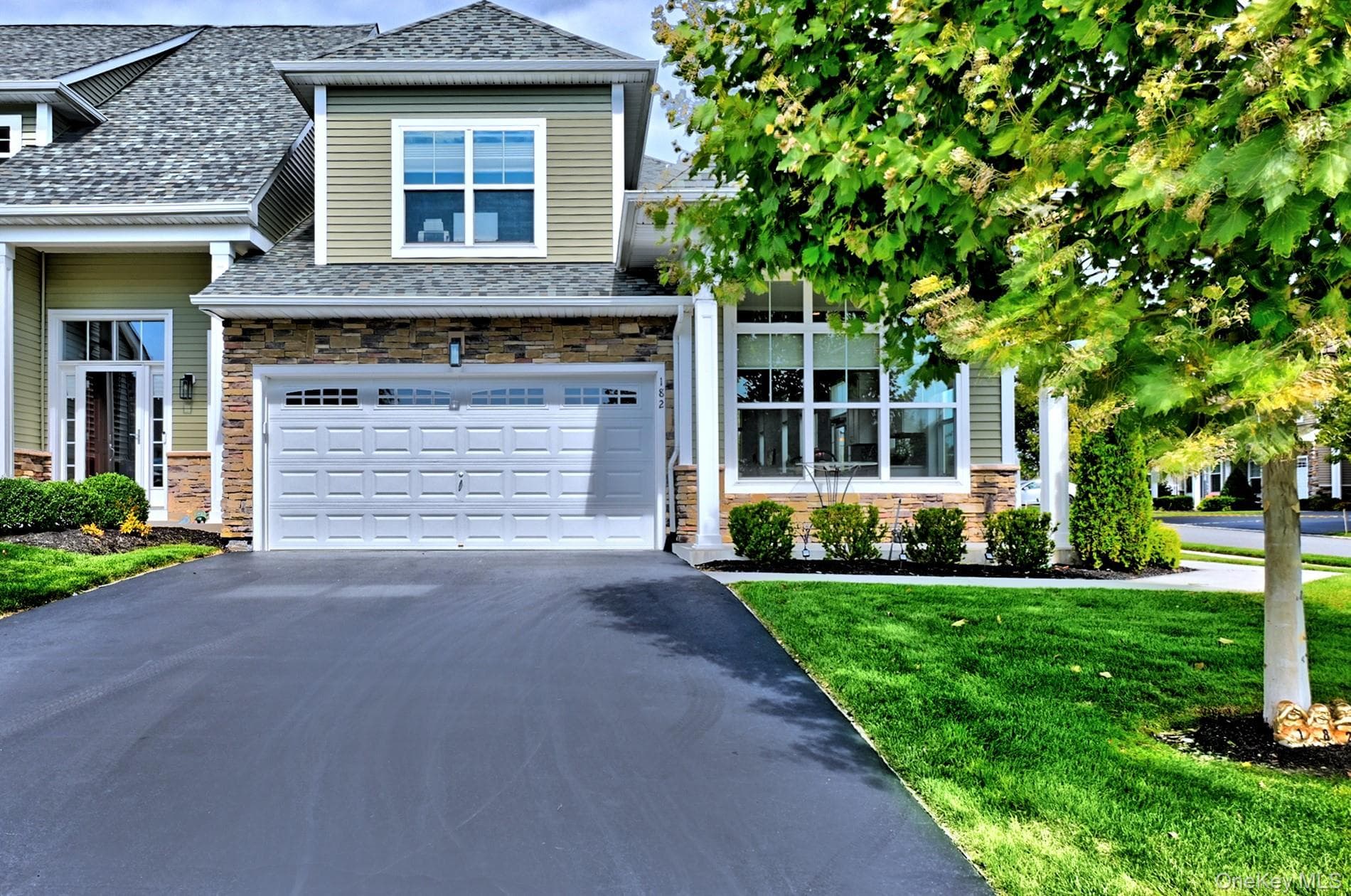 182 Belmont Circle thumbnail 4