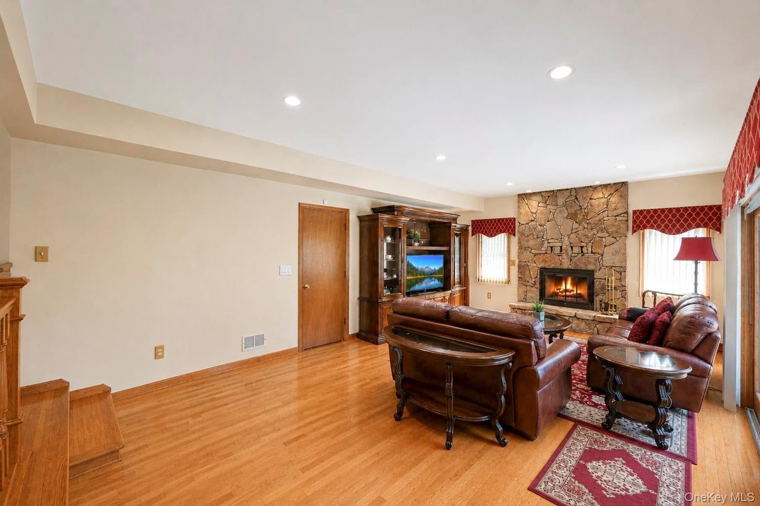 29 Niewood Drive thumbnail 25