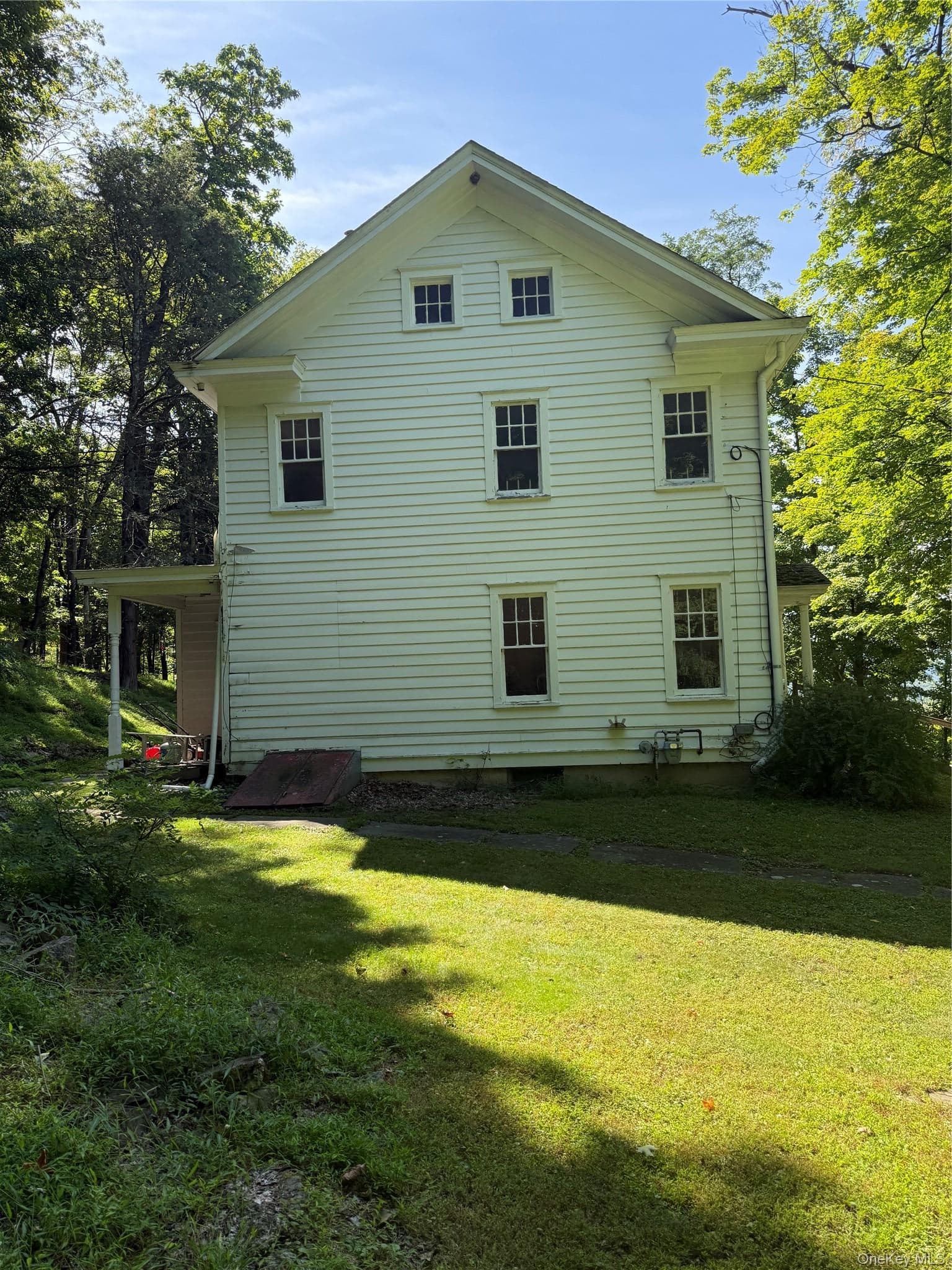 90 Prospect Avenue thumbnail 25