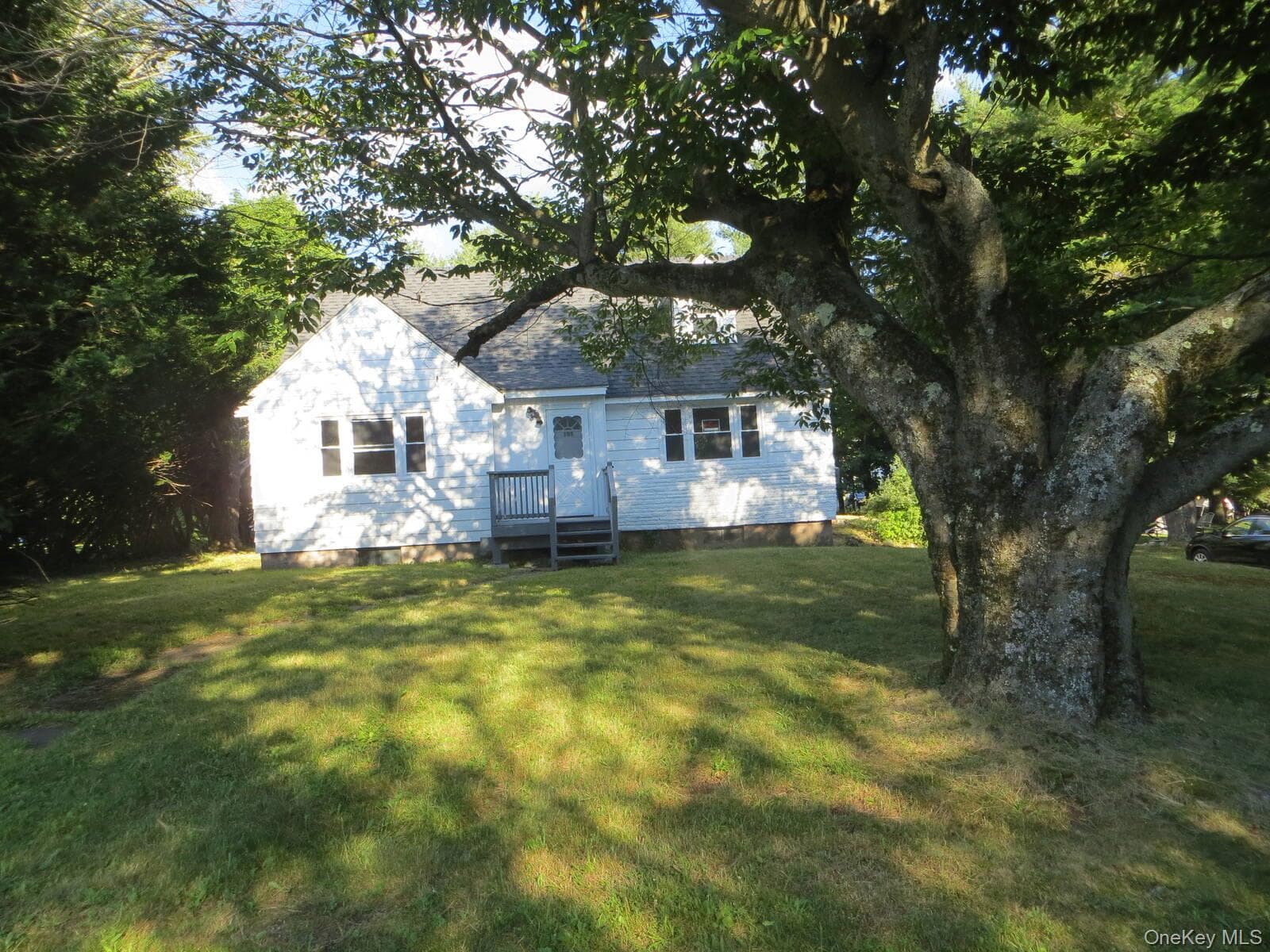 105 Wood Avenue, Monticello