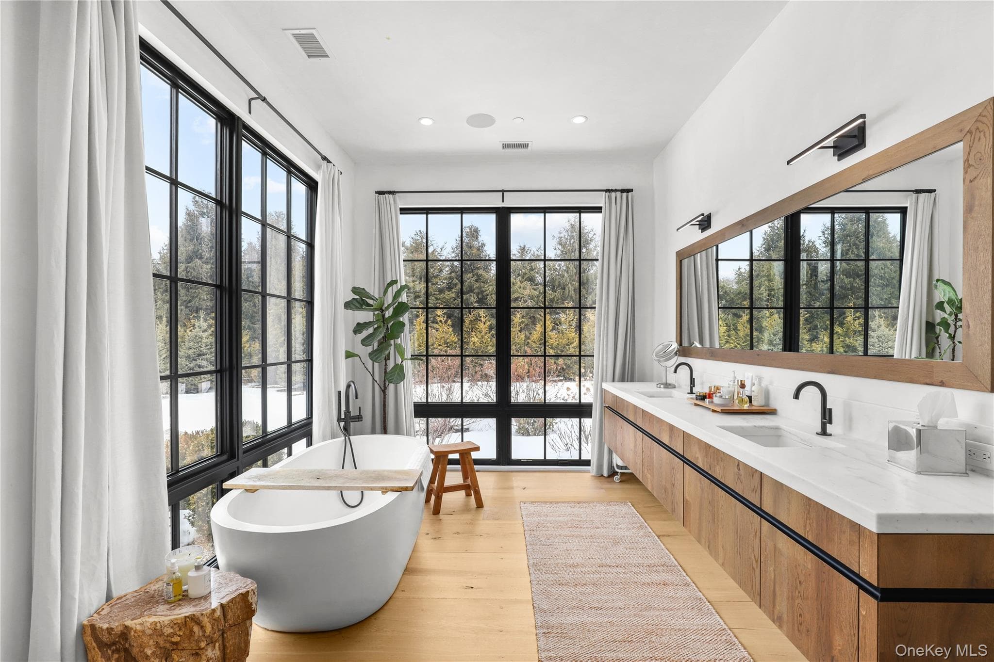 3031 Purchase Street thumbnail 13