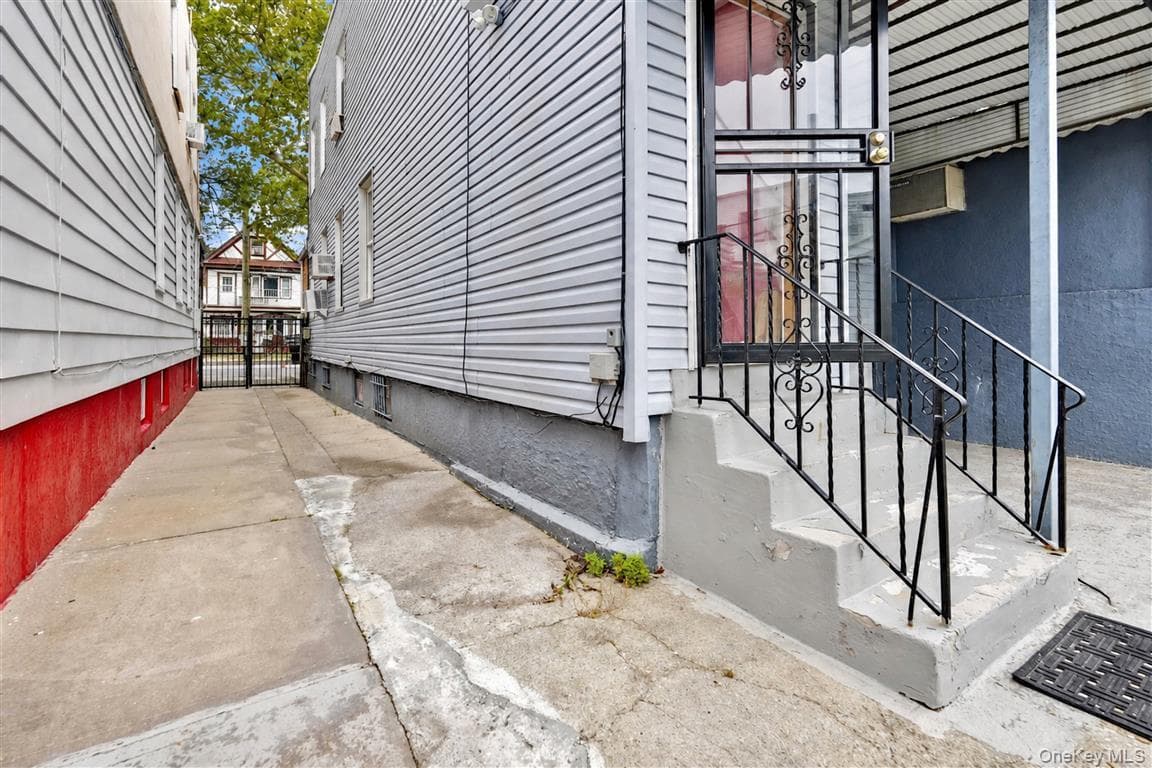 85-20 131st Street thumbnail 25