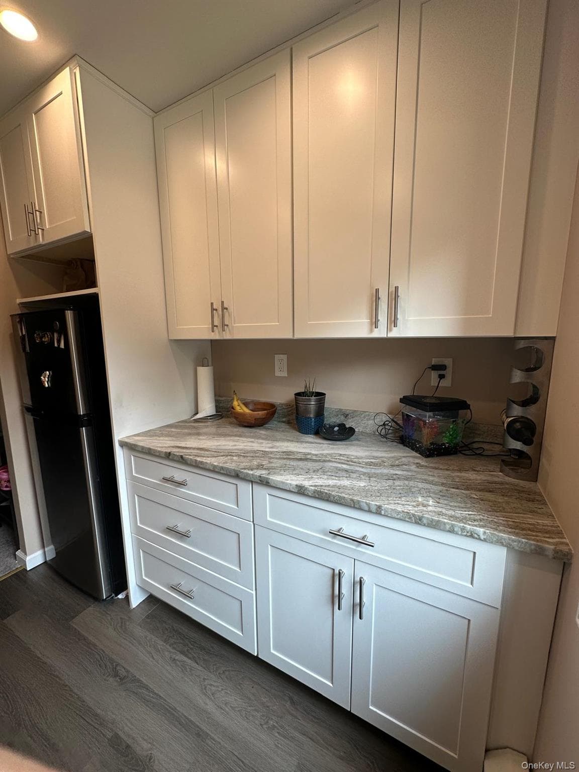 5 Oakdale Manor Unit: B14 thumbnail 2